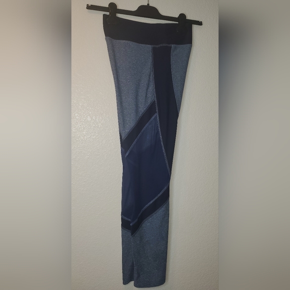 Vogo Athletica Sheer/Mesh Panel Leggings in Navy & Heather Blue - Picture 8 of 8